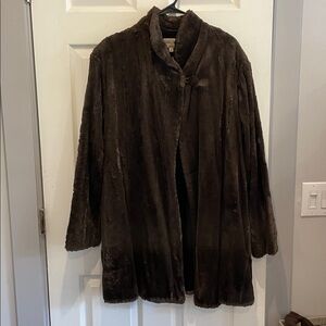 Vintage Monika Turtle Size S Faux Fur Coat chocolate Brown Pockets mob wife